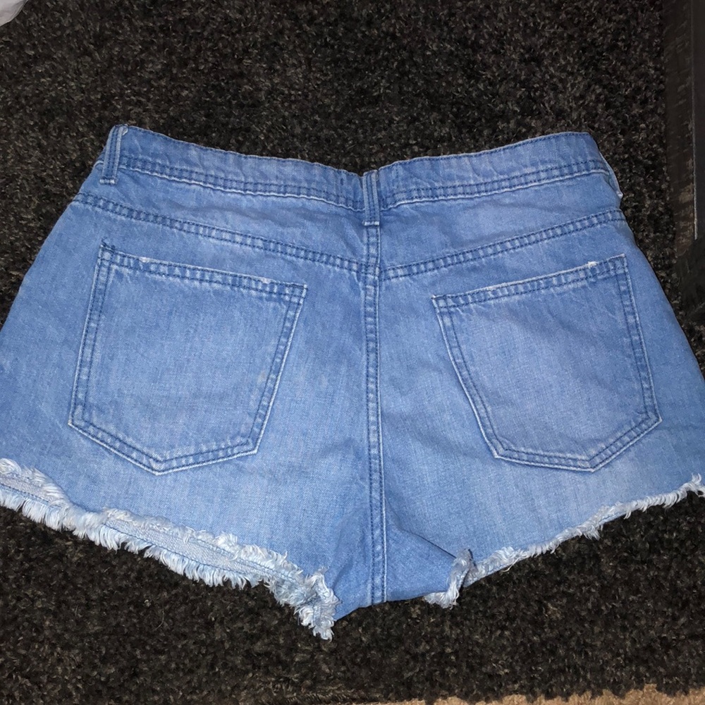Shorts - Picture 2 of 2